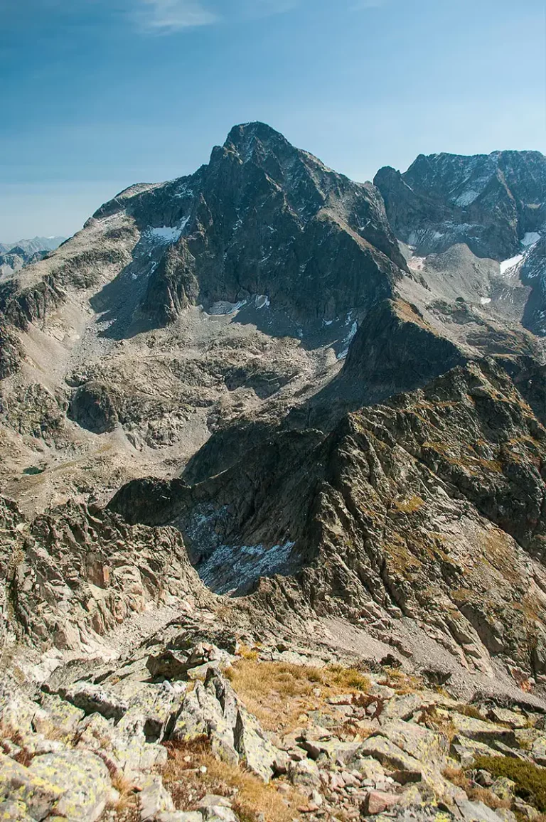 El Trekking recorre el Monumento Natural de los Glaciares Pirenaicos
