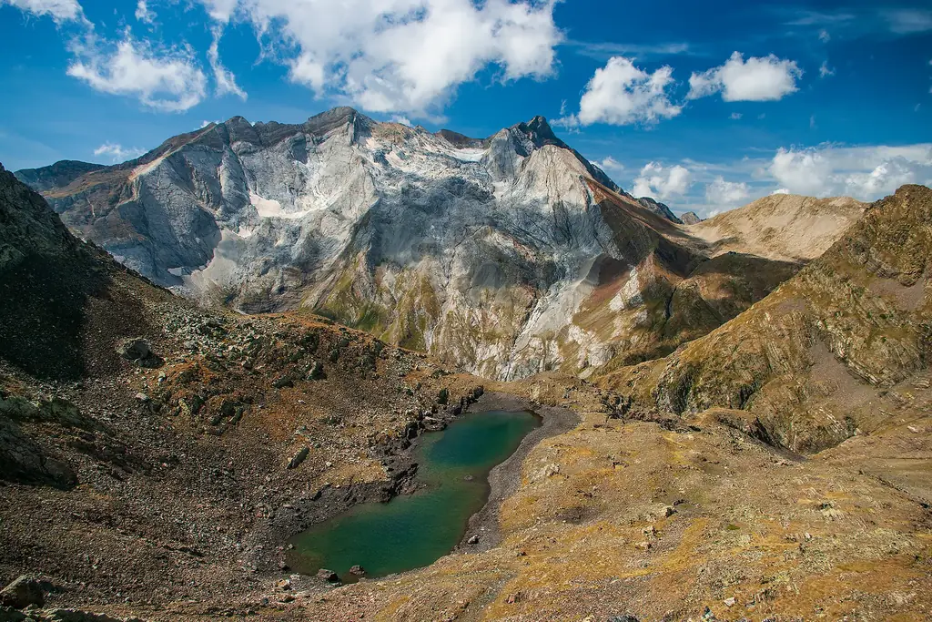 El Vignemale, paisaje de alta montaña en la ruta Quebranta de 3000 ibones